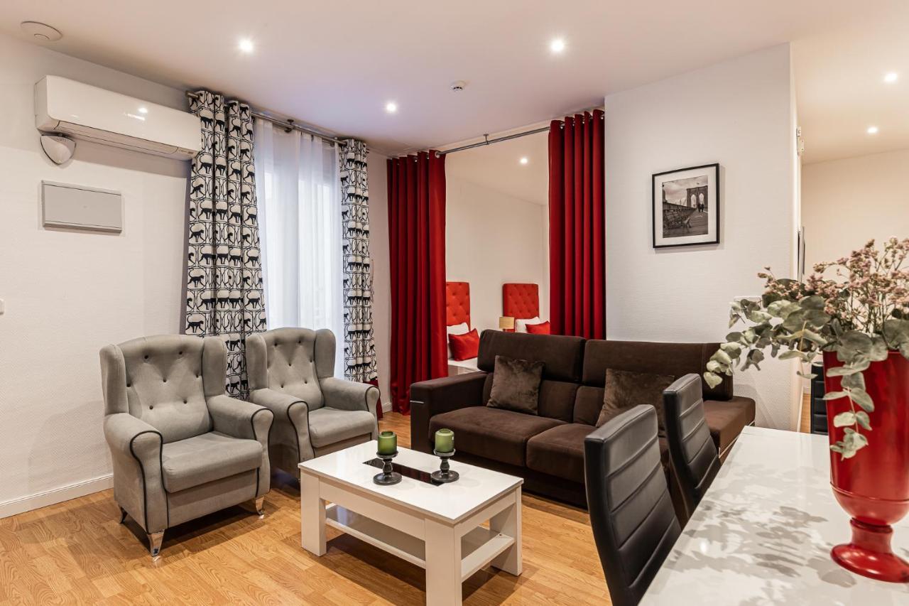 Waou Apartamentos En Sol Confort 8 Madrid Extérieur photo